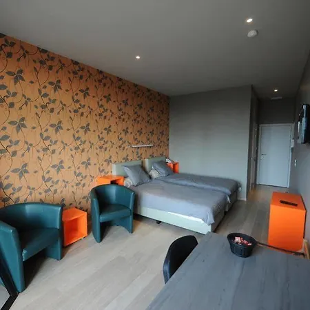 Castel Szálloda 3*